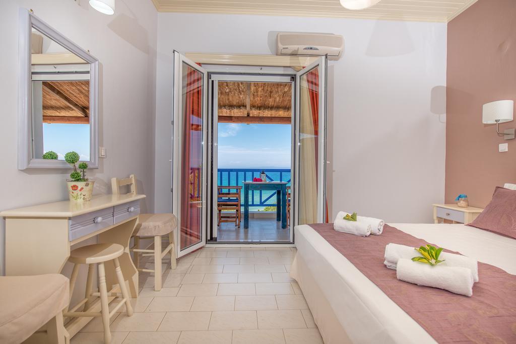 Blue House Apartment *